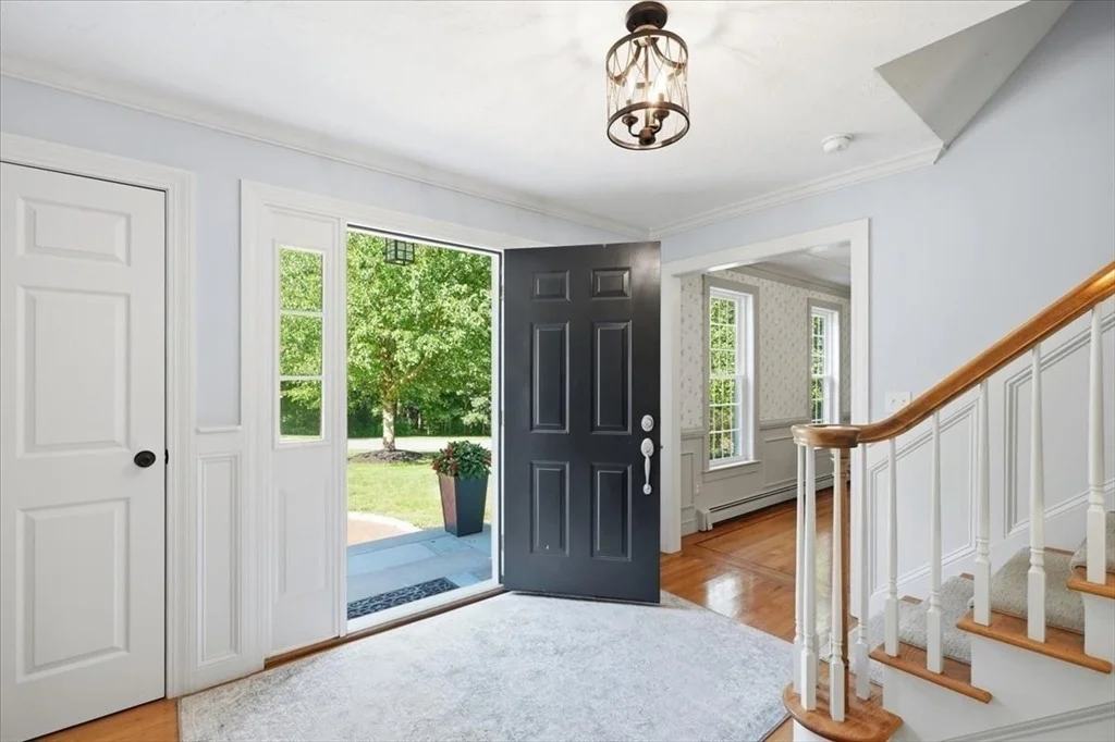 Photo of 2 Blackthorne Lane