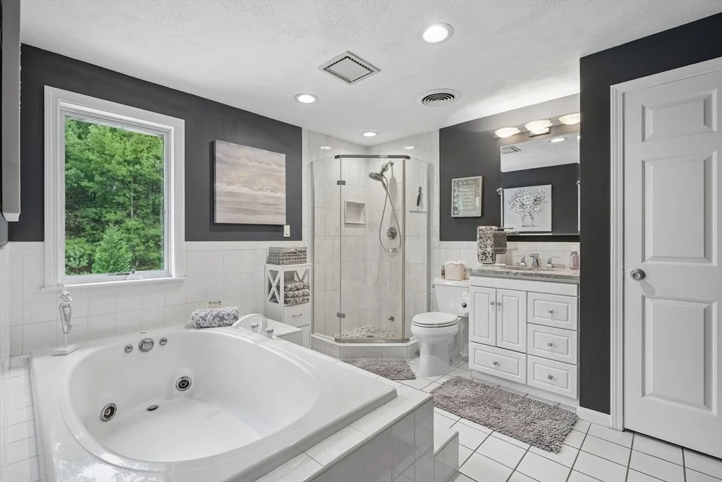 Photo of 4 Waldingfield Ln