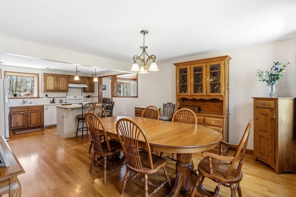 Photo of 8 Jeanne Circle