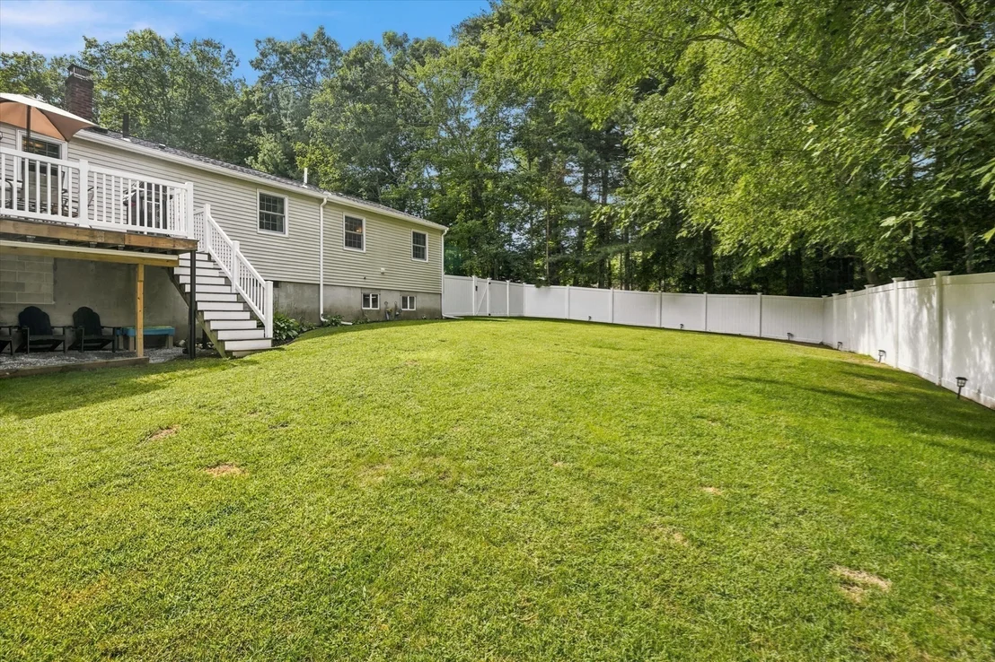 Photo of 13 Hilltop Dr