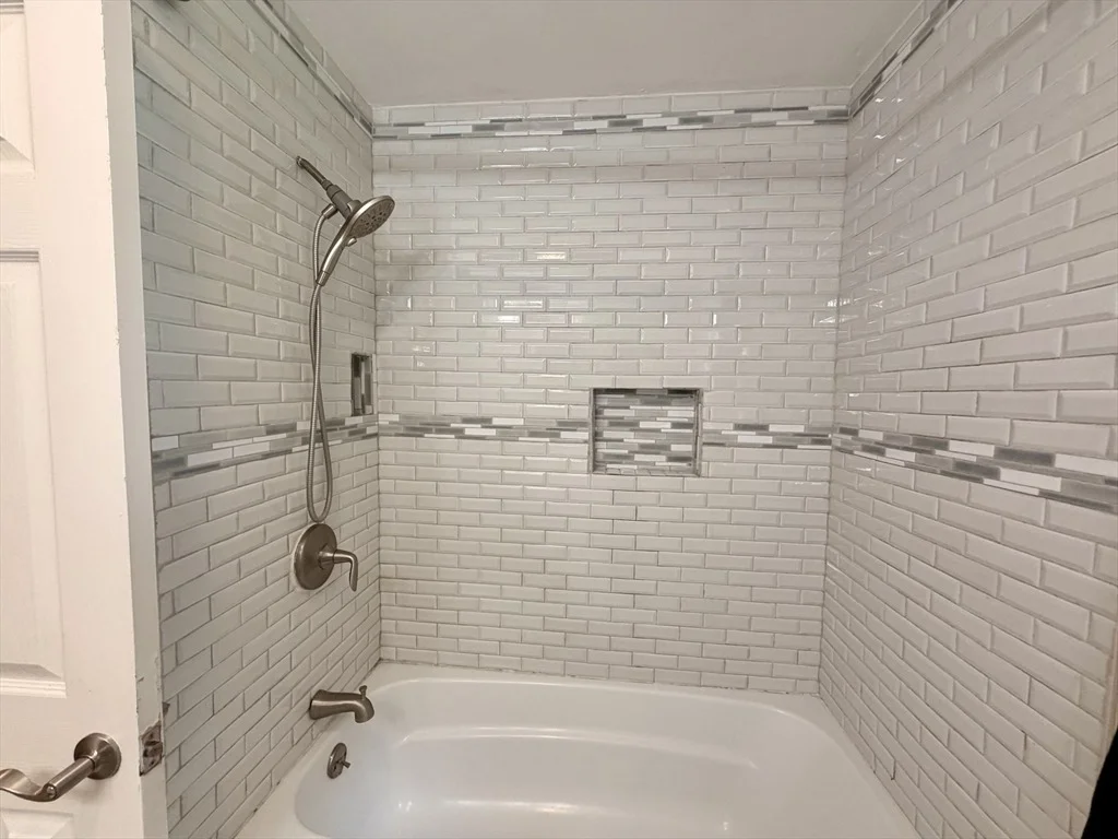 Photo of 57 Laurel Ln