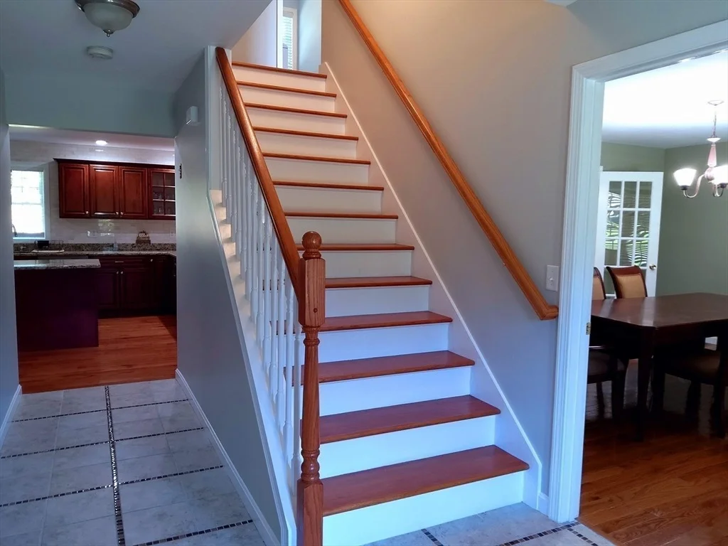 Photo of 71 Eagle Dr