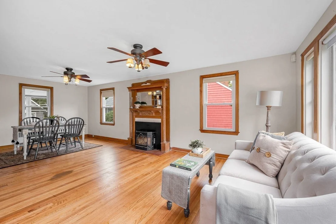 Photo of 16 Central St