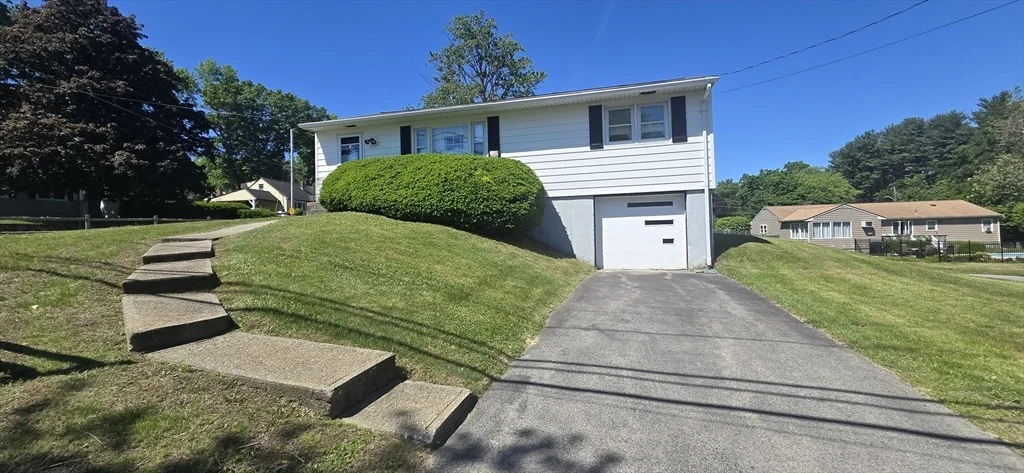 Photo of 284 Oak Street