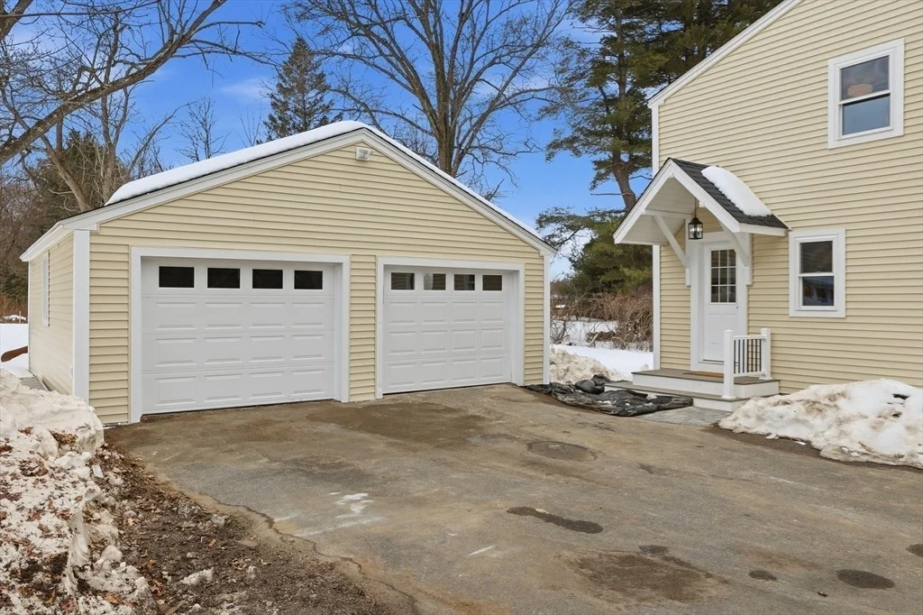 Photo of 4 Littlefield Rd