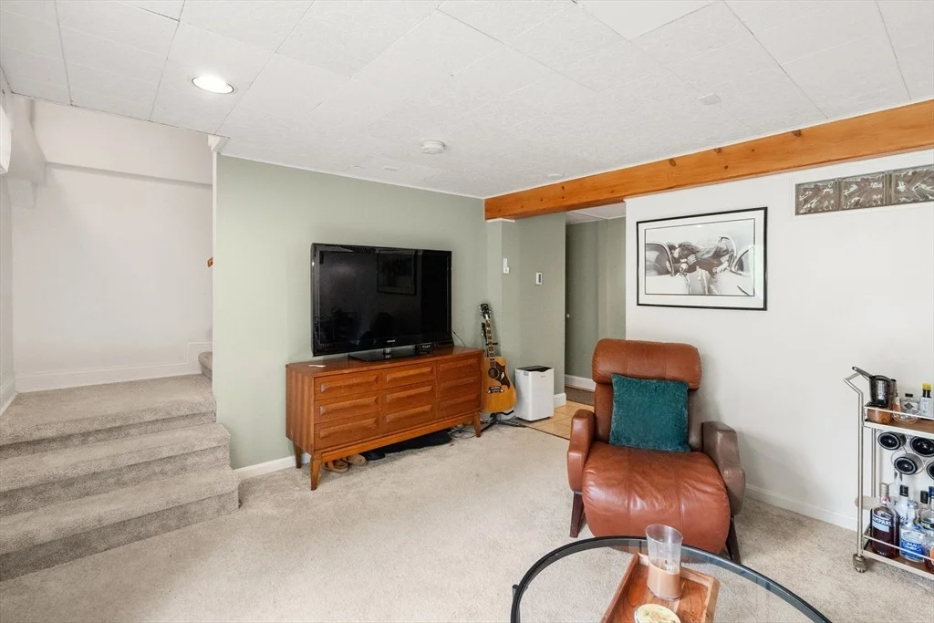 Photo of 9 Debbies Ln