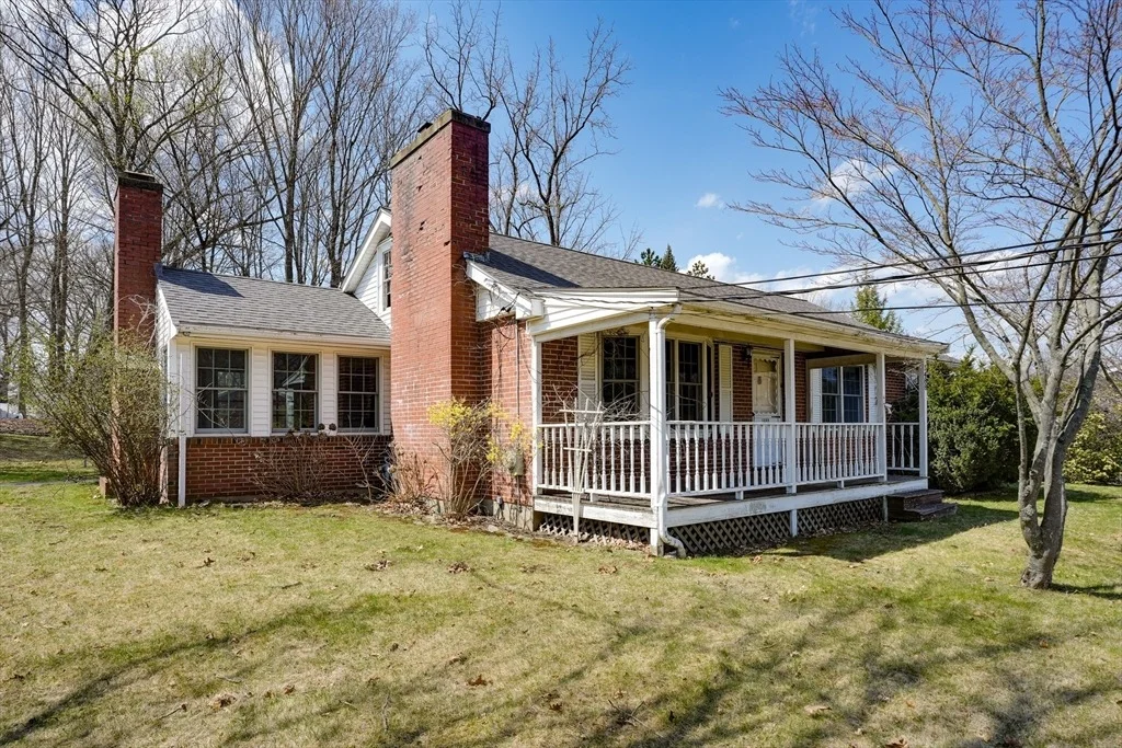 Photo of 1488 Concord St
