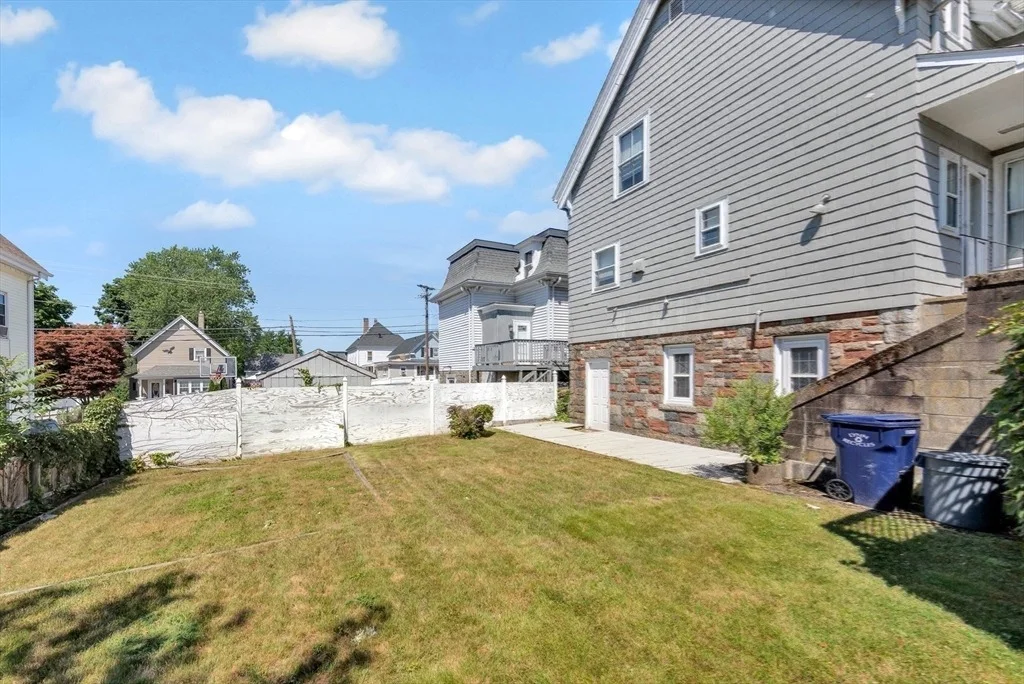 Photo of 337 Maple St