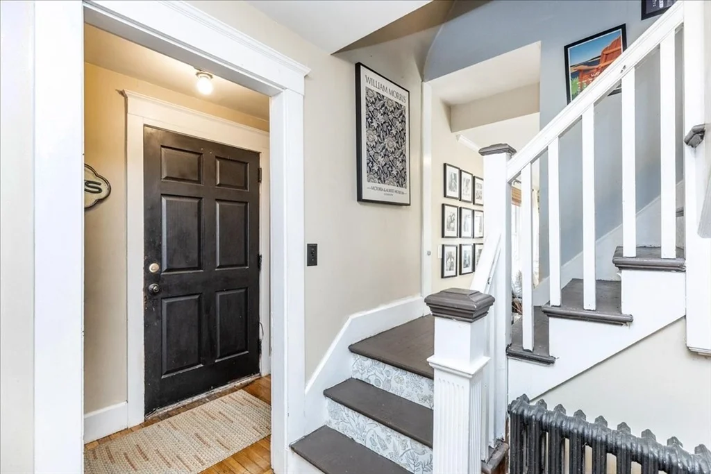 Photo of 23 Beacon St