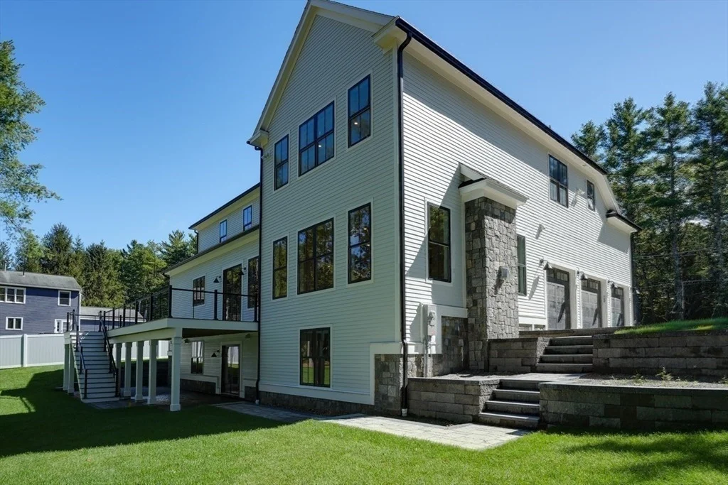 Photo of 788 Main St