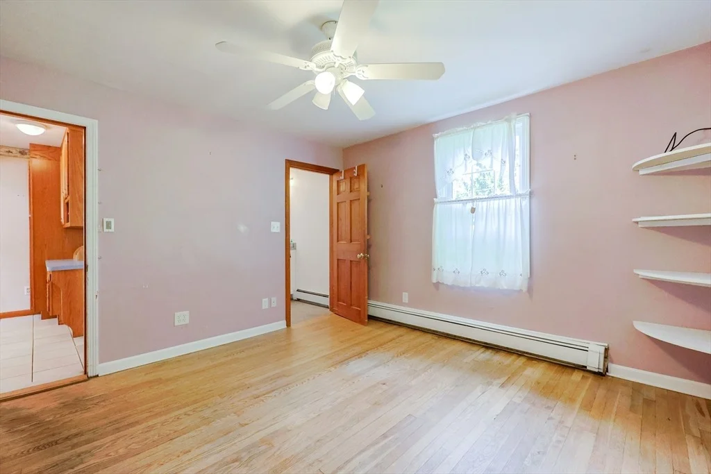 Photo of 179 Whitins Road