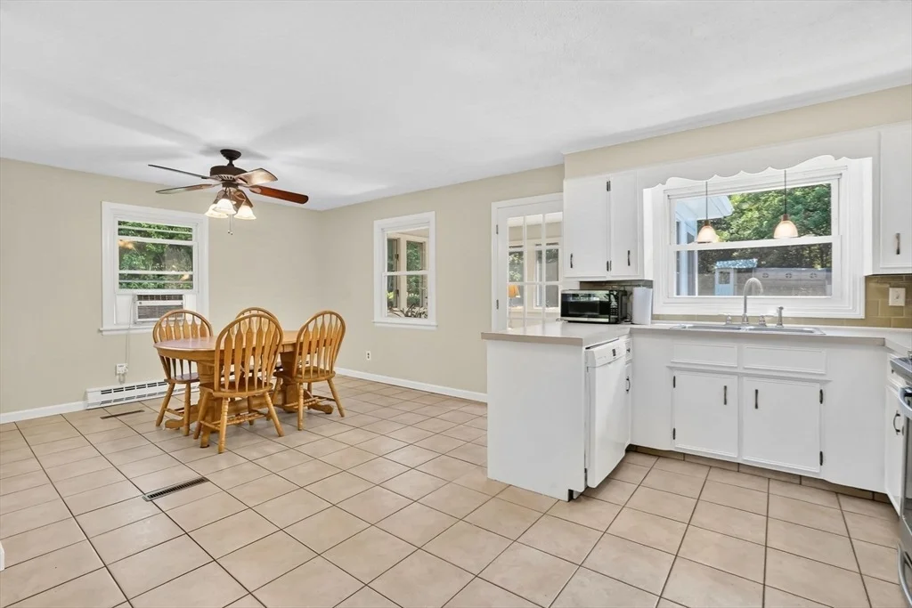 Photo of 11 Juniper Hill Rd