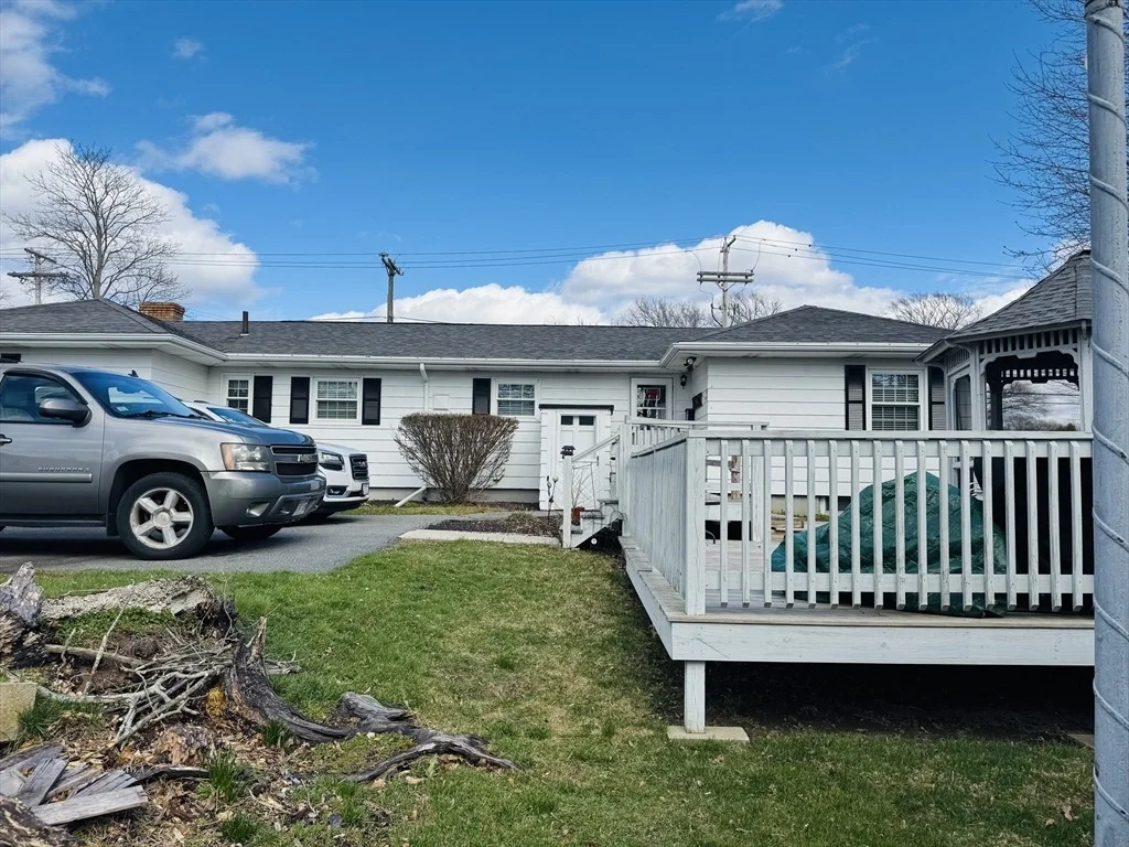 Photo of 649 Stafford Rd