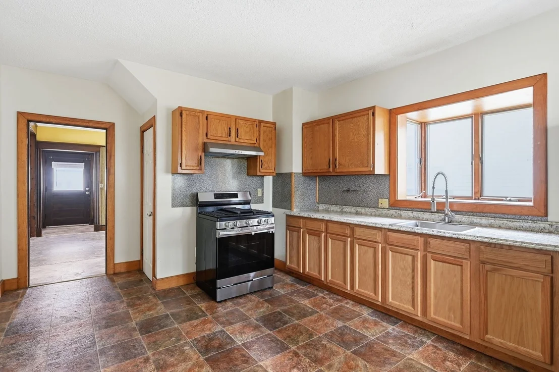 Photo of 54 Commonwealth Ave
