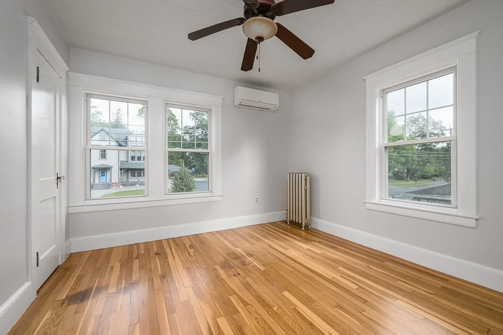 Photo of 80 Pine St.