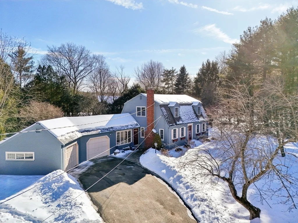 Photo of 82 Old Bolton Rd