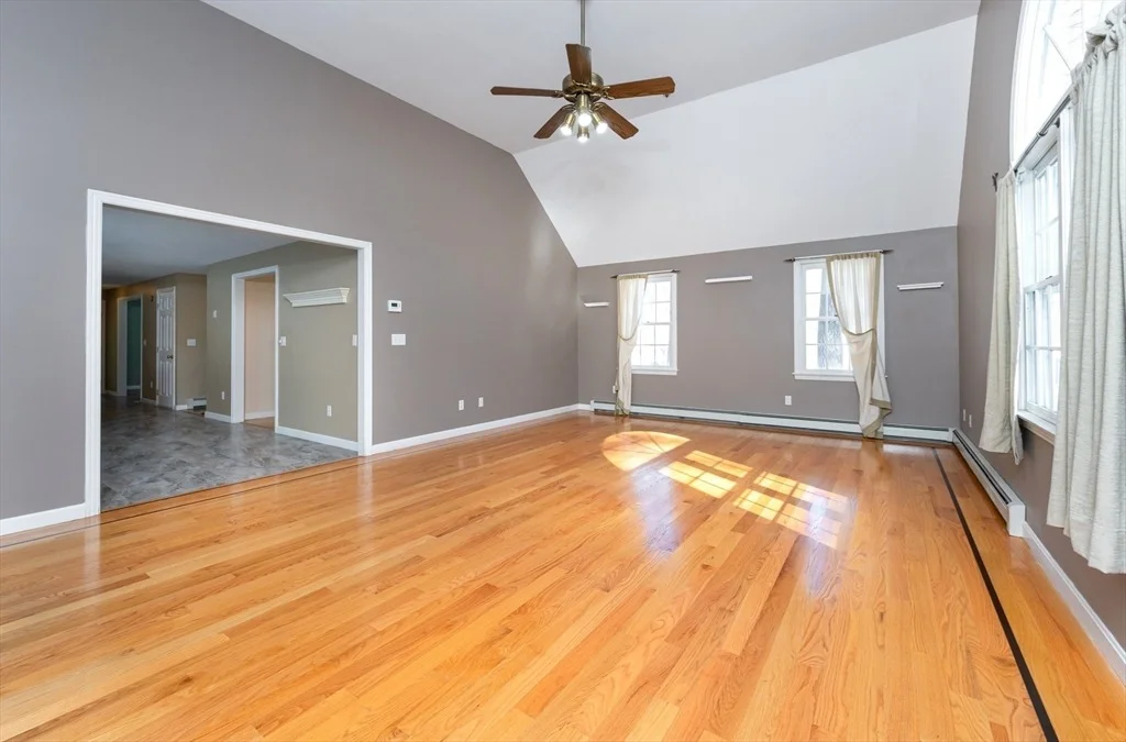 Photo of 6 Gates Farm Circle