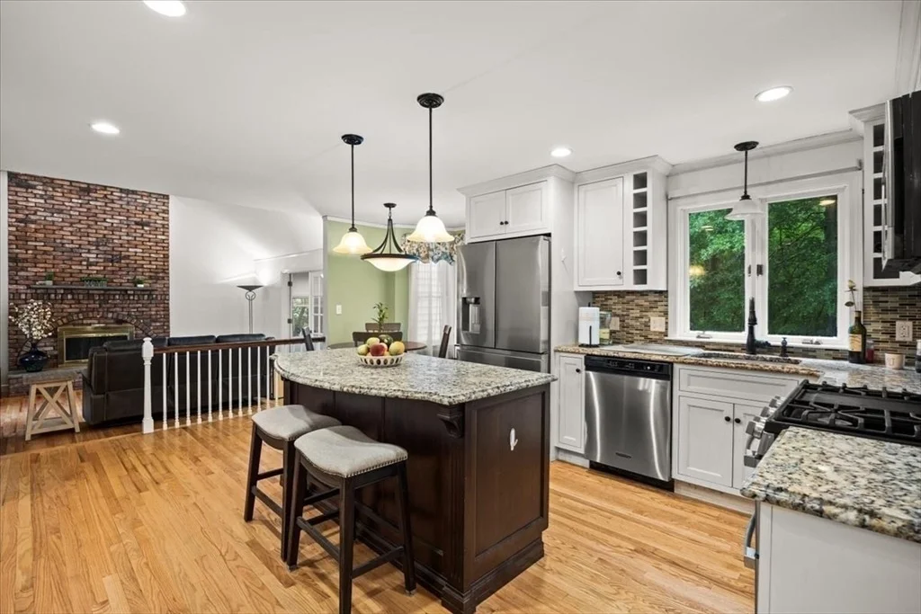 Photo of 25 Arbor Way