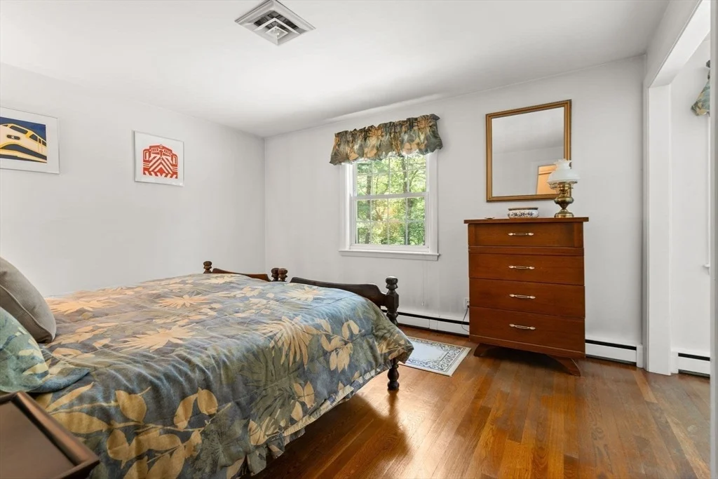 Photo of 242 Winter St