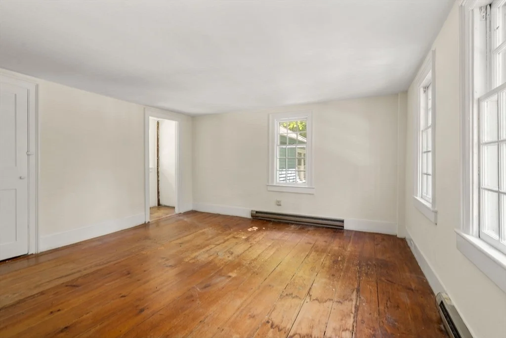 Photo of 495 Edmands Rd