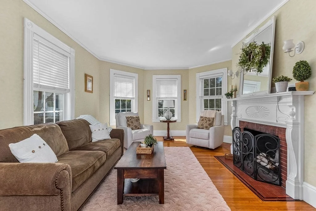 Photo of 180 Walnut St