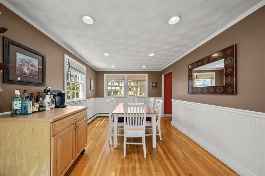 Photo of 10 Hearthstone Dr