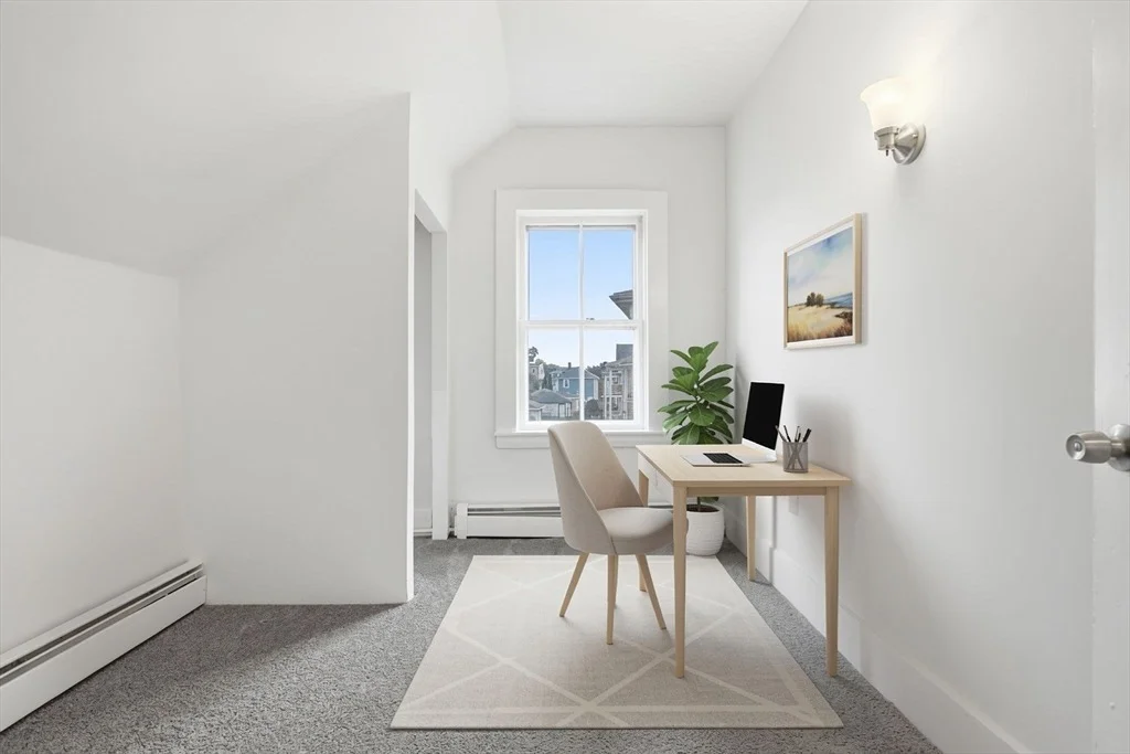 Photo of 18 Lambert Ave