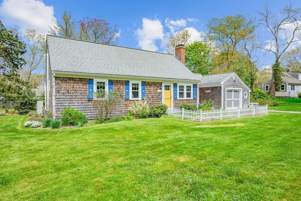Photo of 24 Acorn Dr