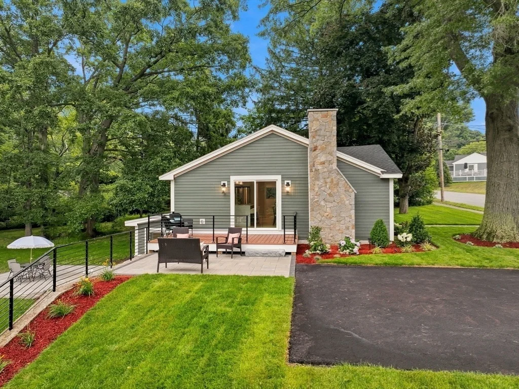 Photo of 12 Burley Farm Rd