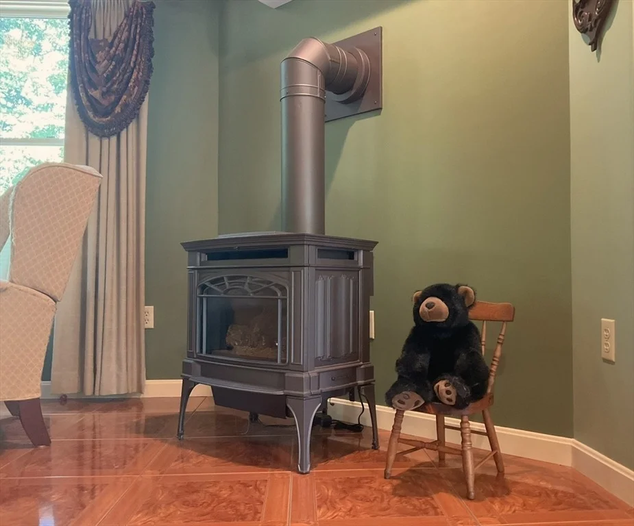 Photo of 30 Wares Rd
