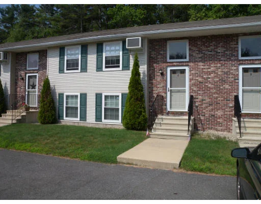 Photo of Unit 8 at 930 Templeton Rd