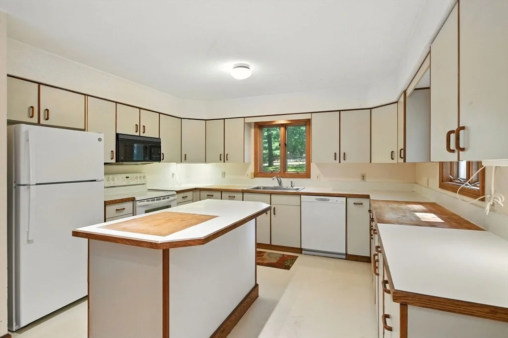Photo of 148 Wildflower Dr