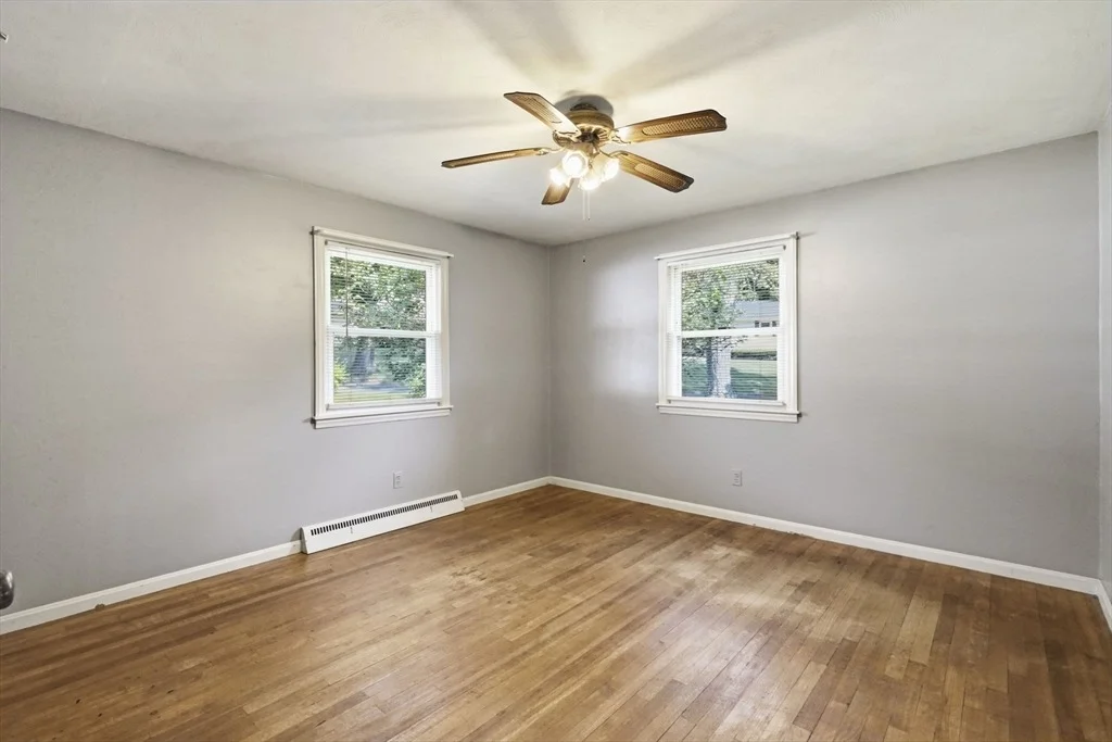 Photo of 50 Talbot Rd