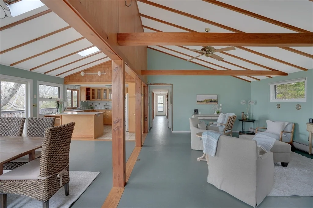Photo of 453 Lighthouse Rd