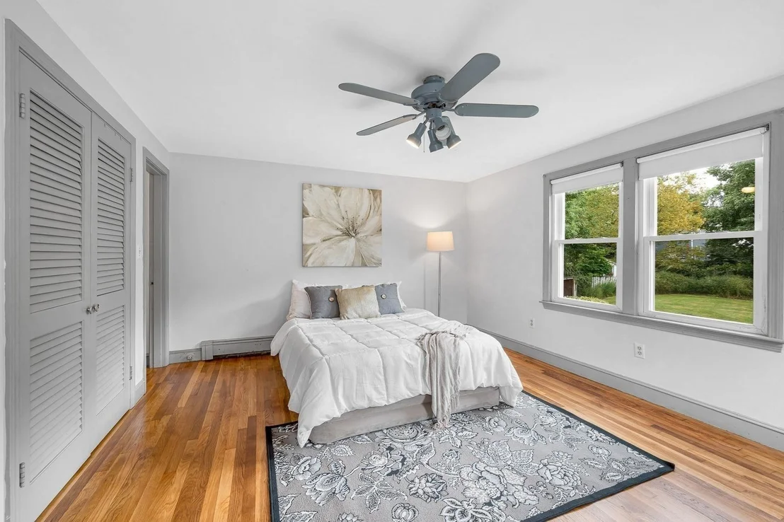 Photo of 16 Central St