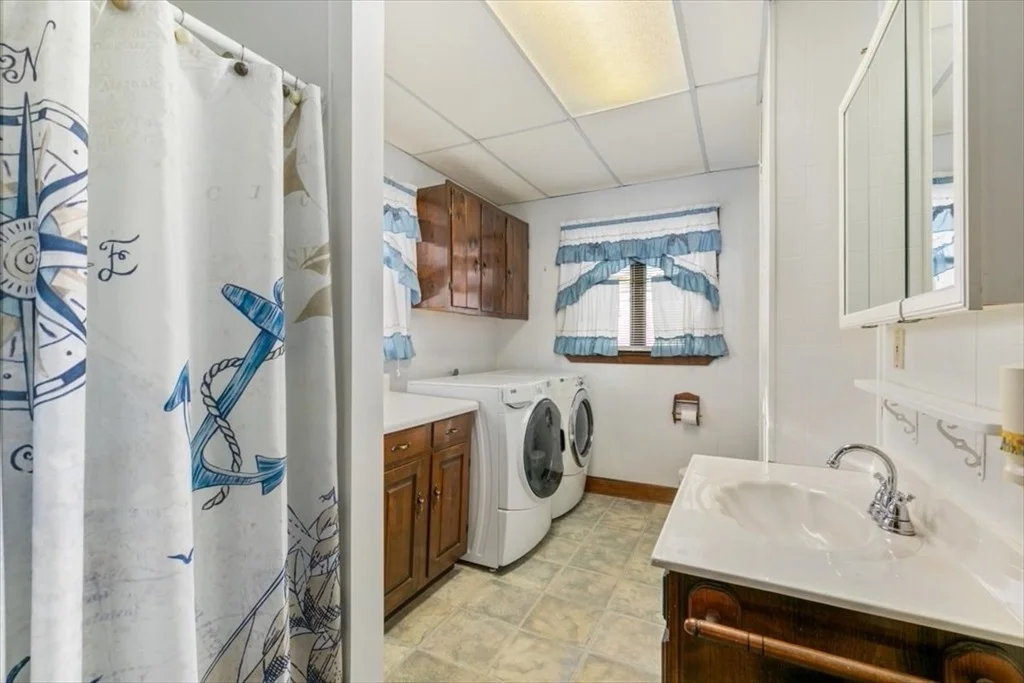 Photo of 7 Spring Ct.