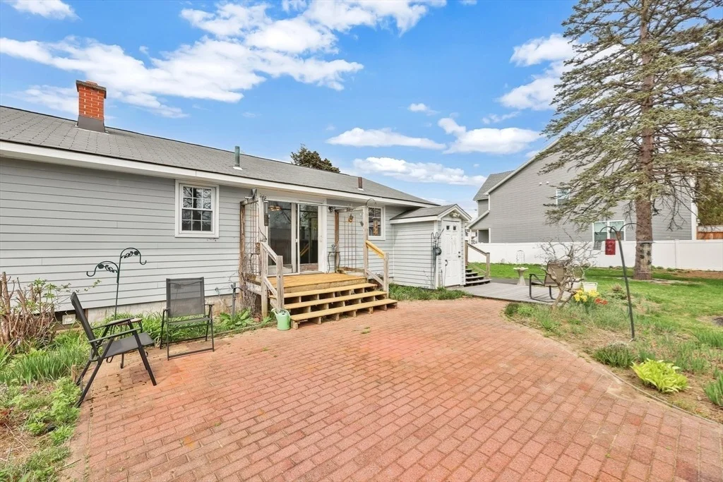 Photo of 153 Clarendon Ave.