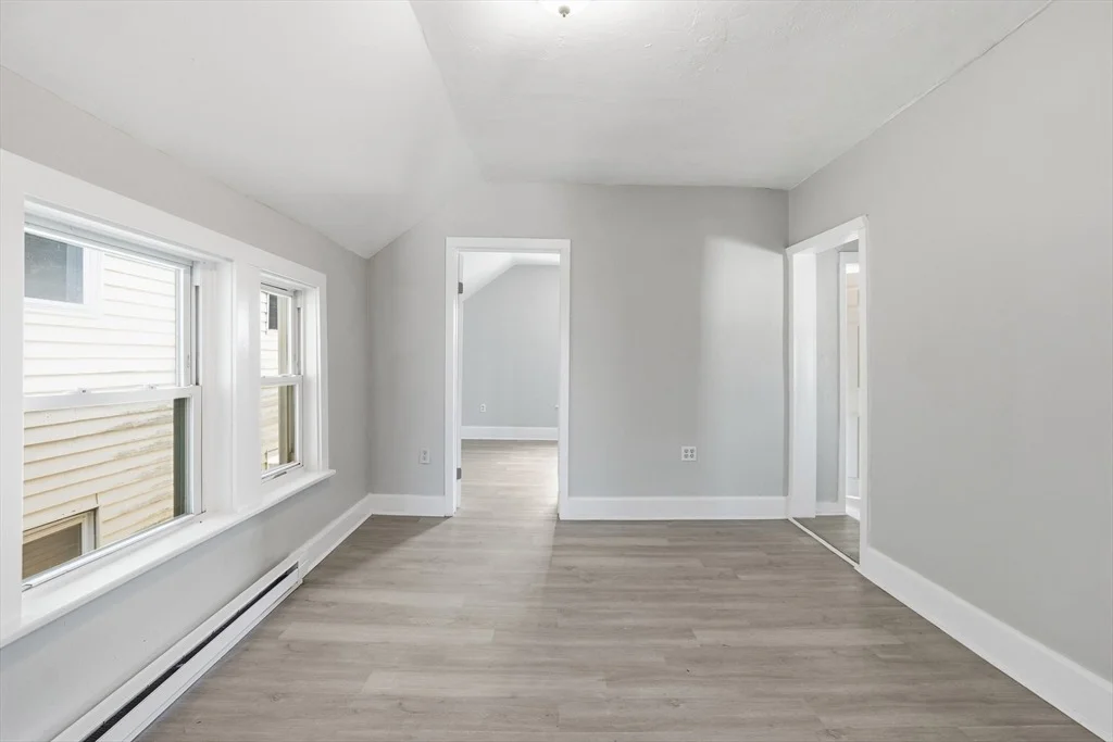 Photo of 2 Ely St