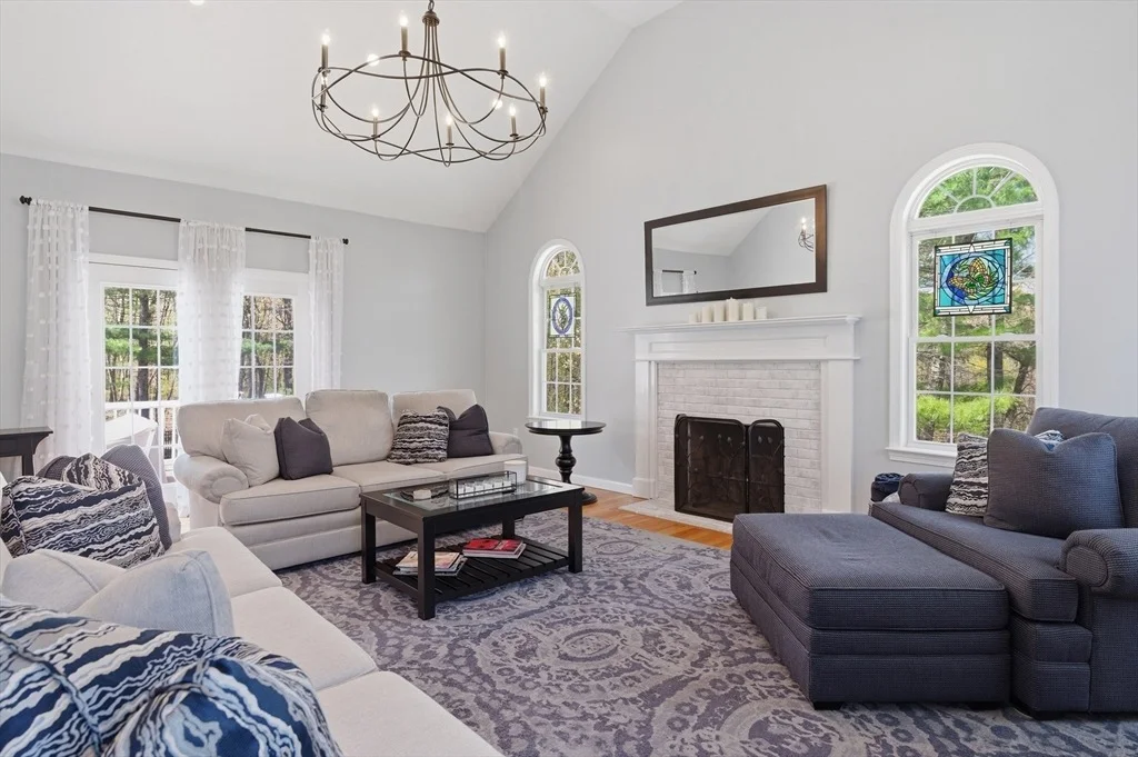 Photo of 10 Briarwood Circle