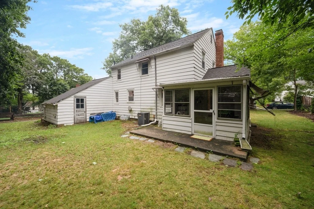 Photo of 212 Emerson St