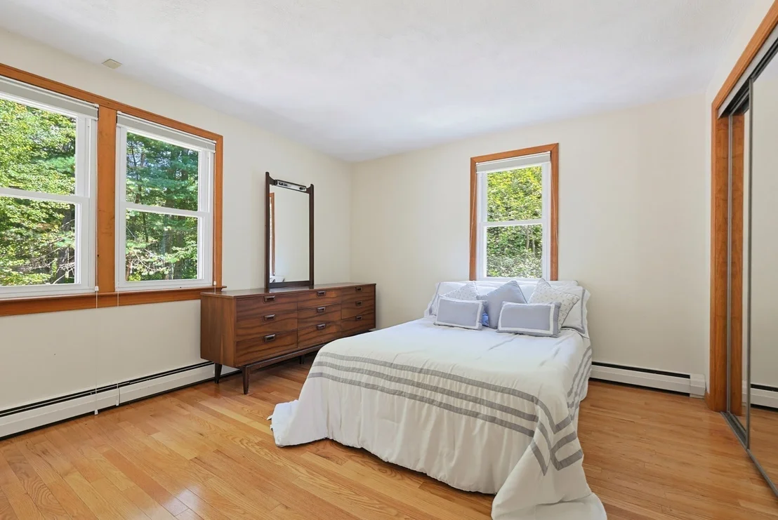 Photo of 109 Davis Road