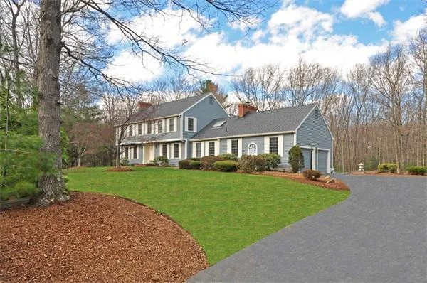 Photo of 2 Tanglewood Rd