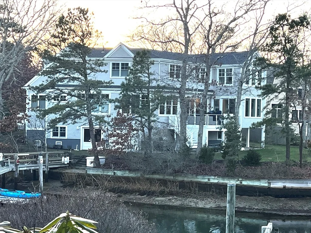 Photo of 18 Spoondrift Cir