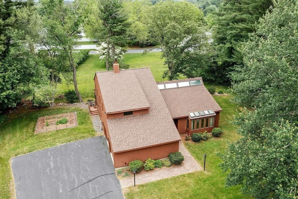 Photo of 35 Cox Lane