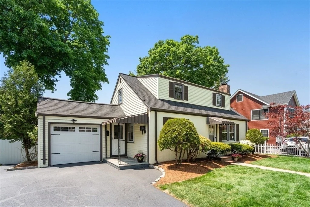 Photo of 21 Rose Dr