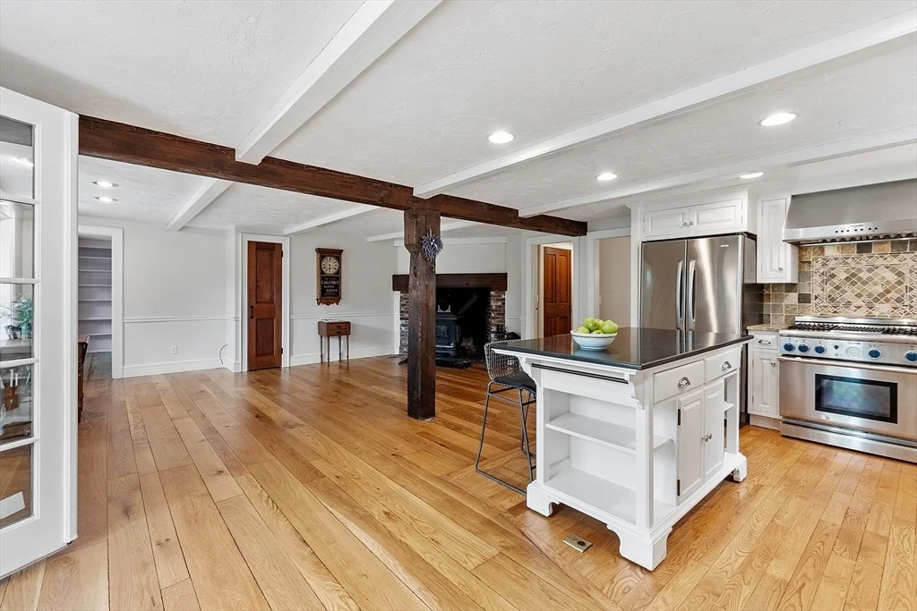 Photo of 159 West Bare Hill Rd