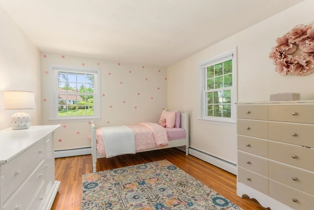 Photo of 11 Longmeadow Road