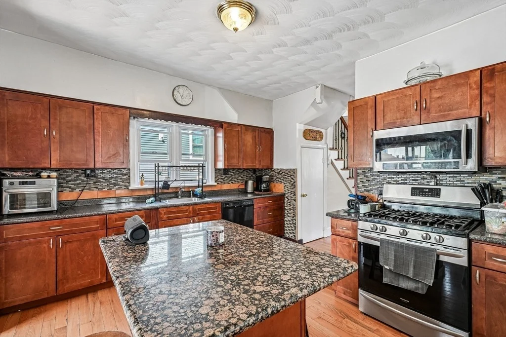Photo of 96 Cleveland Ave