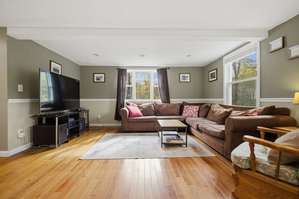 Photo of 322 Central St