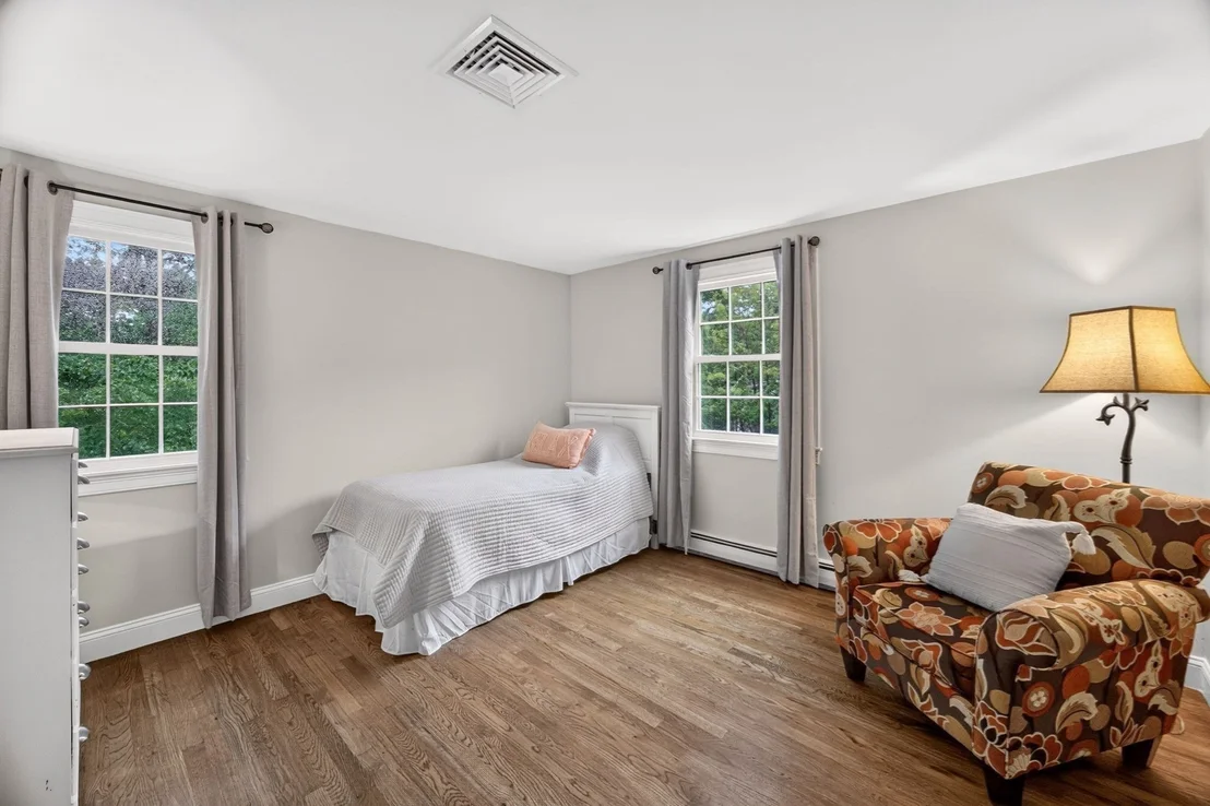 Photo of 90 Lady Slipper Drive